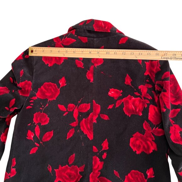 Talbots Black Red Floral Velvet Jacket Size 8 Roses Hidden Buttons Holid… - Picture 12 of 15